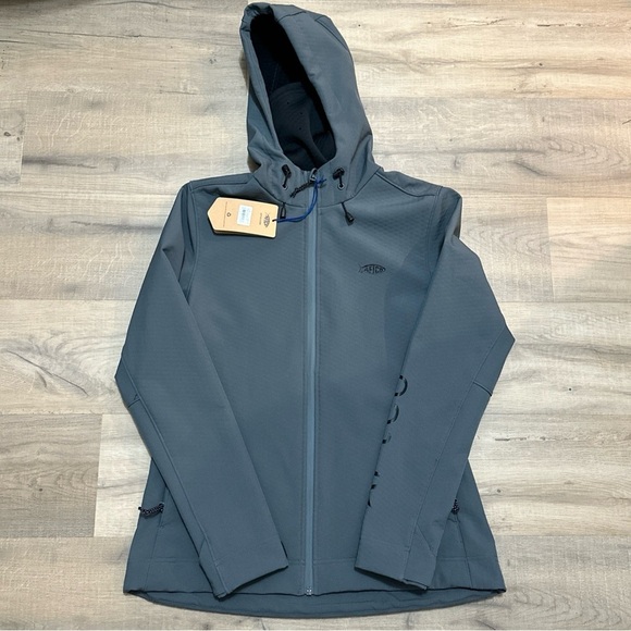 AFTCO Jackets & Blazers - AFTCO women’s Lightweight Medium Reaper Softshell Jacket In Charcoal New